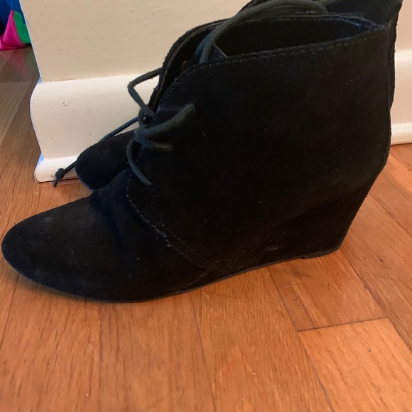 Nine West booties - Picture 1 of 3